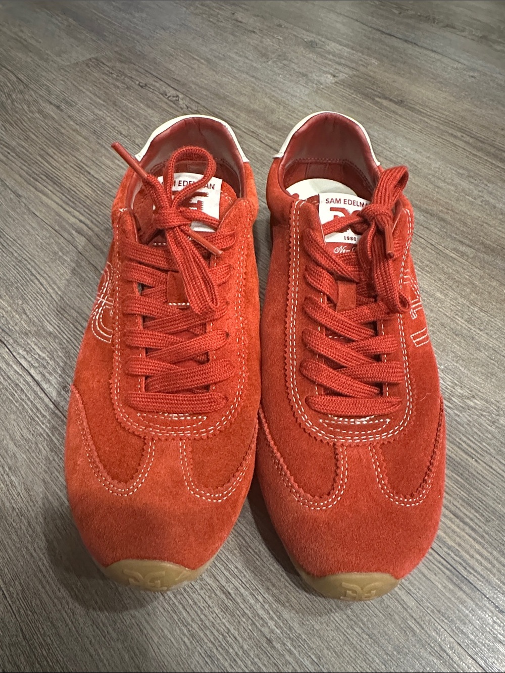 Sam Edelman women’s Suede Sneakers